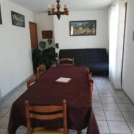Rue Gainekoa 1er Etage Апартаменты *
